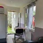 Petite Maison Cosy Au Fond Du Jardin *