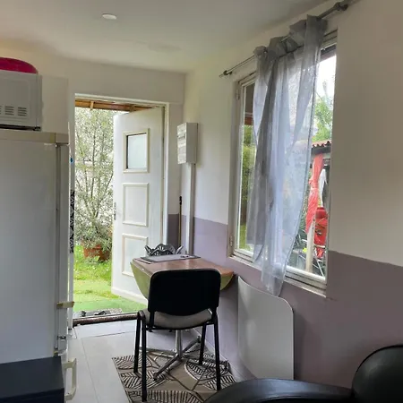 Petite Maison Cosy Au Fond Du Jardin *