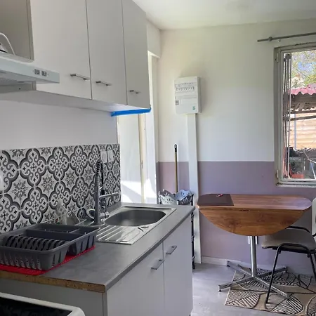 Petite Maison Cosy Au Fond Du Jardin *